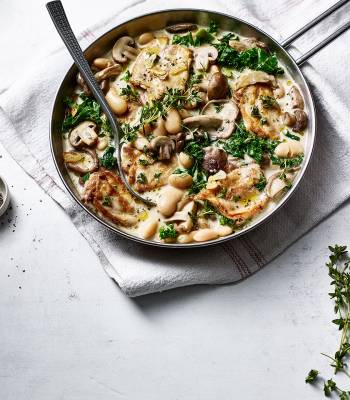 Creamy chicken and mushroom one-pot 