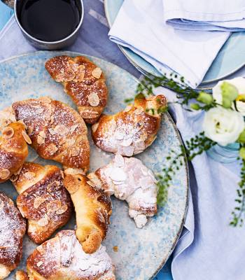 Kefir and marzipan horns