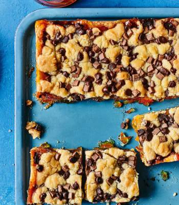 'Jaffa' shortbread crumble bars