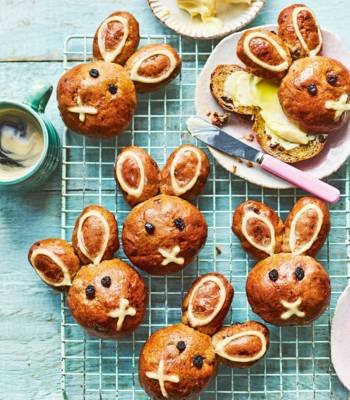 Hot cross bunnies