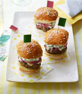 Beef sliders with cheddar, red onion pickle and crème fraîche