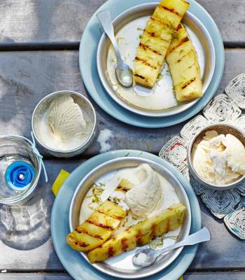 Barbecued pineapple with lime syrup 