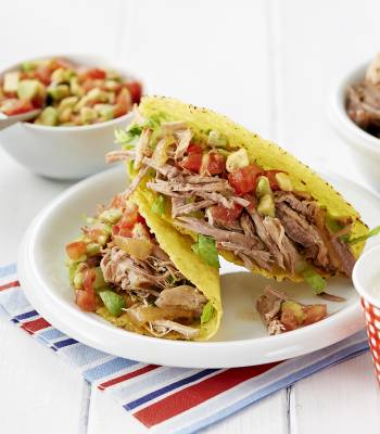 Slow cooked pulled pork tacos