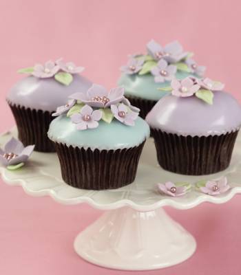 Sugarpaste flowers
