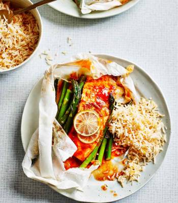 Harissa salmon parcels with coconut rice 