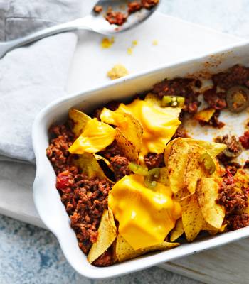 Cheeseburger nacho bake