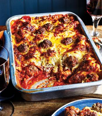 Meatball lasagne