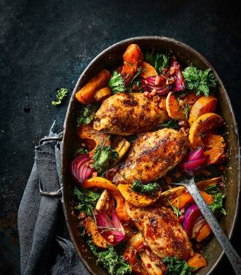 Sticky maple chicken traybake 