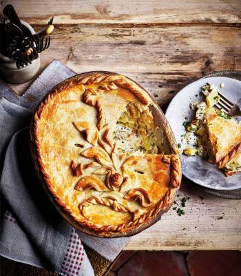 Lancashire cheese, leek and onion pie