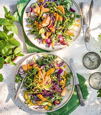 Tempeh rainbow salad