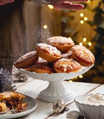 Frangipane mince pies from Billington's