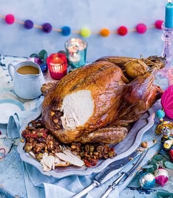 Pavo relleno - Mexican stuffed roast turkey