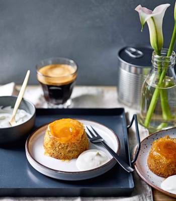 Apricot upside-down cakes