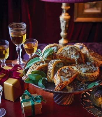 Stilton and sage sausage rolls