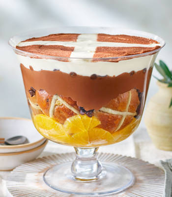 Chocolate-orange hot cross bun trifle