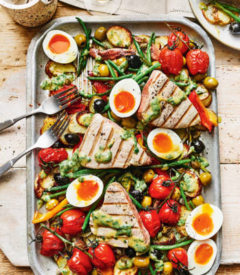 Roast tuna niçoise
