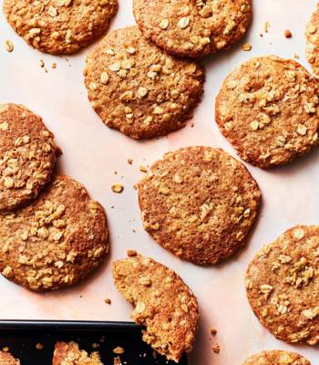 Apple crumble cookies