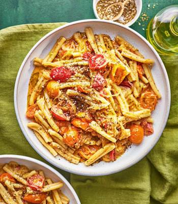 Burst tomato, caramelised onion and tahini pasta