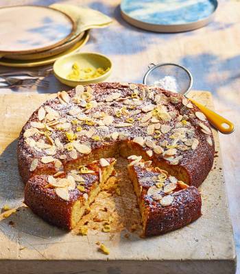Sardinian-style ricotta and lemon cake