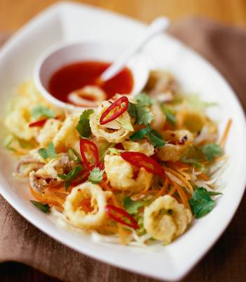 Fried chilli squid salad