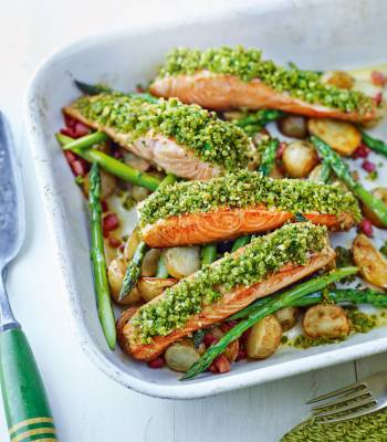Gremolata salmon traybake