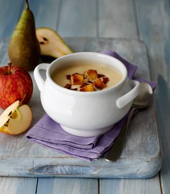 Apple, pear and Stilton soup with chorizo and croutons