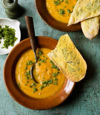 Roast pumpkin soup with pistachio pesto sprinkles