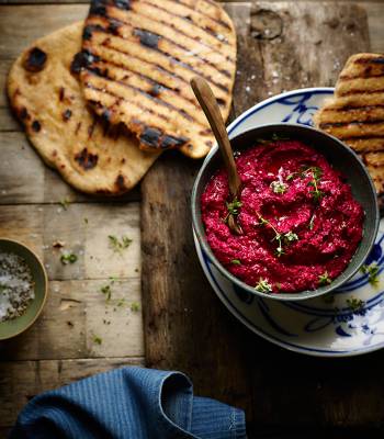 Salt-baked beetroot houmous with spelt flat breads