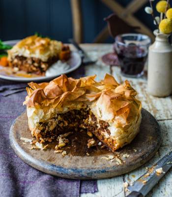 Spiced lamb filo parcel 