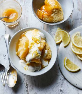 Microwave lemon pudding