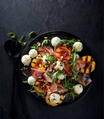 Goats’ cheese, nectarine and prosciutto salad
