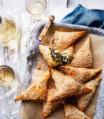 Spanakopita parcels