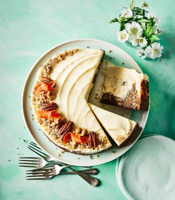 Carrot cake cheesecake
