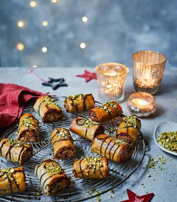Reader recipe: mincemeat baklava rolls