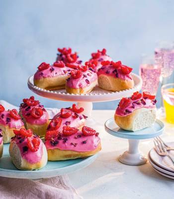 Raspberry and rose iced buns