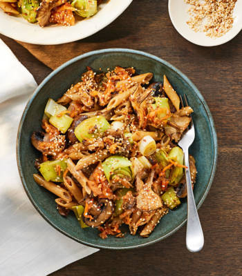 Roasted leek and mushroom pasta with kimchi