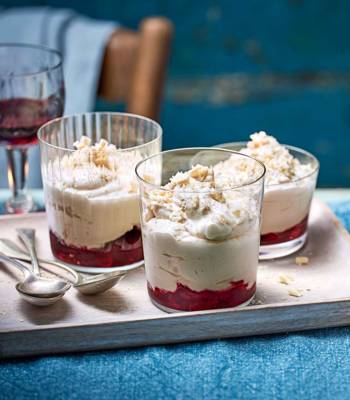 Caramelised white chocolate mousse with forest fruits