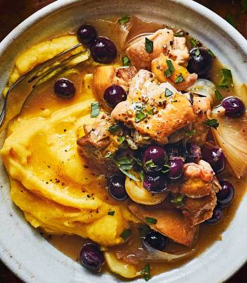 Spezzatino all'uva (grape stew)