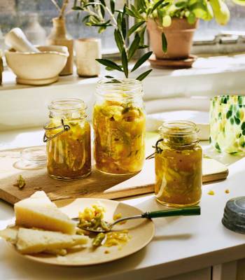Classic piccalilli