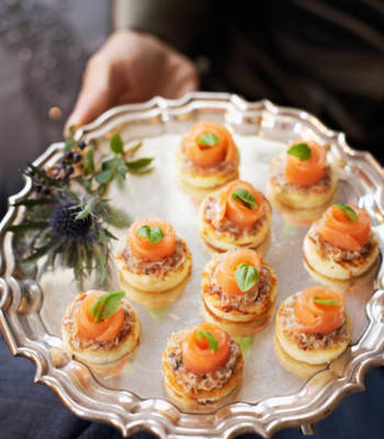 Mini basil and ricotta pancakes with salmon