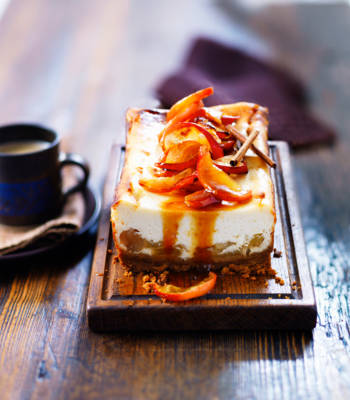 Toffee apple cheesecake