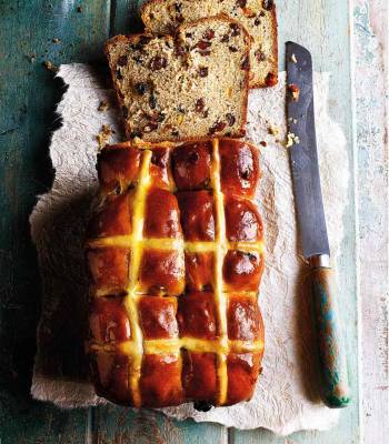 Hot cross bun loaf