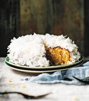 Gluten-free lemon and coconut cake 