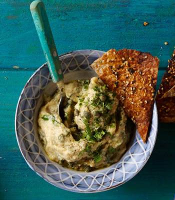 Roasted cauliflower dip with garlic and lemon