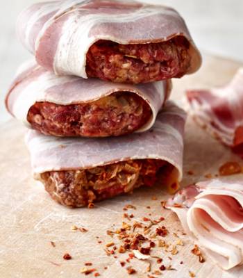 Smoky pancetta beef burgers