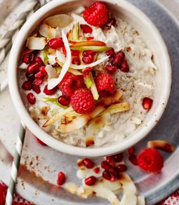 Overnight coconut oats