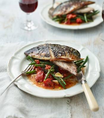 Mackerel with garlicky beans