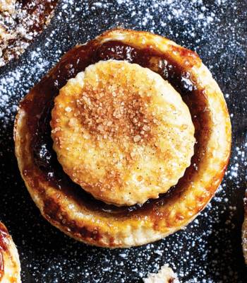 Clementine and cinnamon mince pies