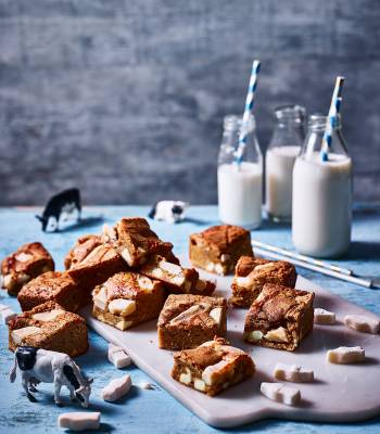 Milk bottle blondies 