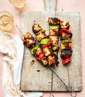 Chilli paneer skewers